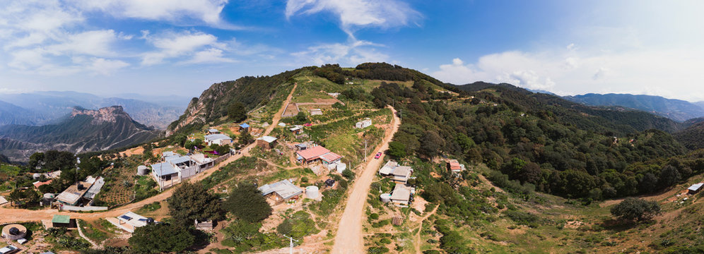 The Famous Viewpoint of Cuatro Palos in Queretaro's Sierra