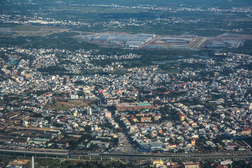 Obraz premium Aerial view of cityscape in sunny day