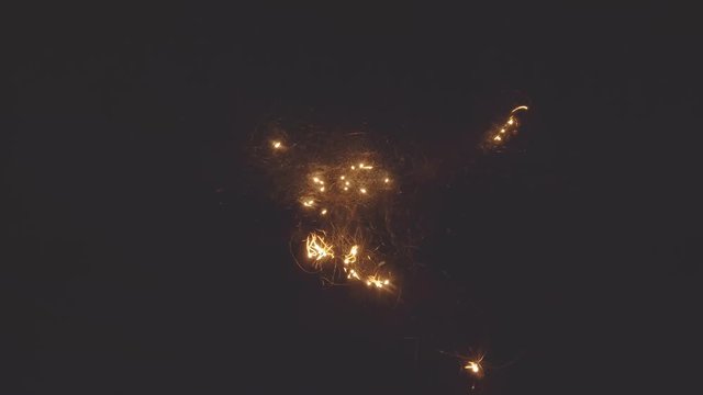Burning Steel wool to create active intelligent spark implulses. Very useful in VFX film making to simulate a progressive burning or smoldering.