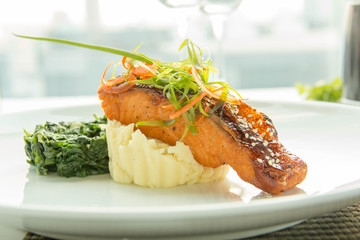  delicious grilled salmon steak and mash potatoes