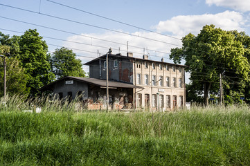 Fototapeta na wymiar Dworzec kolejowy Zduny