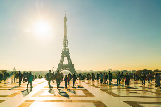 Place du Trocadero with Eiffel Tower in the background, Paris, France