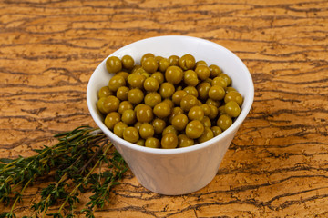 Marinated green peas