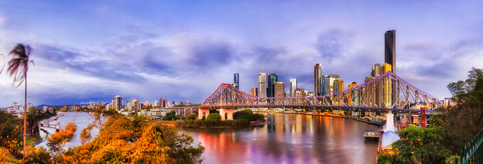 Obraz premium BNE Story rise panorama