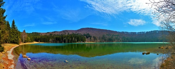 Fototapeta premium Sfanta Ana lake in Romania