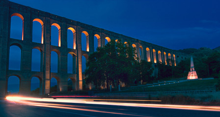 The Aqueduct of Vanvitelli or Caroline Aqueduct. Commissioned by Charles of Bourbon and designed by Luigi Vanvitelli. Built to supply the Reggia di Caserta and the San Leucio complex. - 281045530