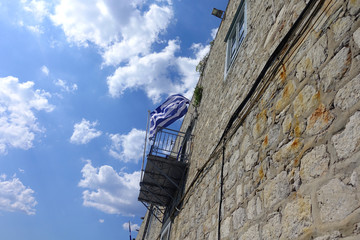 Obraz premium Photo from picturesque port and village of Hydra island, Saronic gulf, Greece