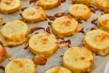 Baked yellow zucchini