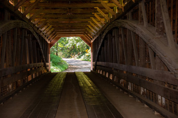 Naklejka na ściany i meble Old covered bridge in Virginia