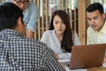 Meeting with supervisor Are teaching minions In order to have more work. Women employees are concerned about their own results and will not like the supervisor. Concept of coaching in office