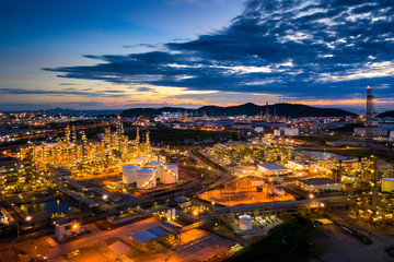 Fototapeta na wymiar Aerial view of Oil refinery at twilight.