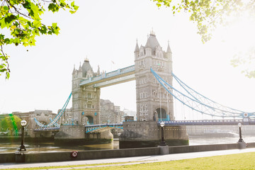 Fototapeta na wymiar Tower Bridge in London on a sunny morning
