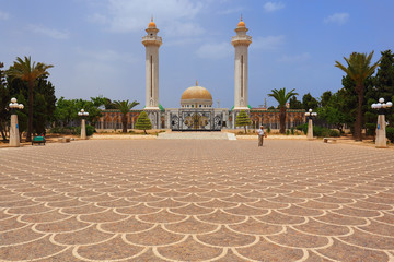Fototapeta na wymiar The Mausoleum of Habib Bourguiba in Monastir.Tunisia.
