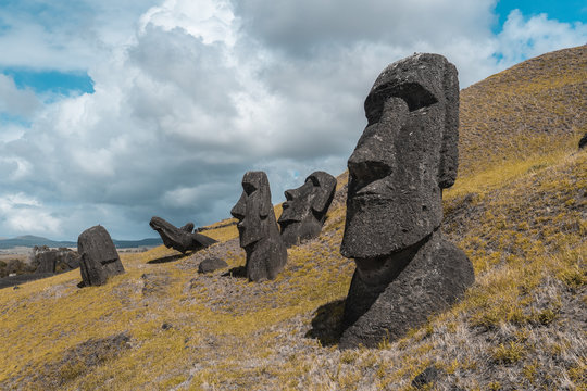 Statues near Rano Raraku volcano, Easter island, Cile 