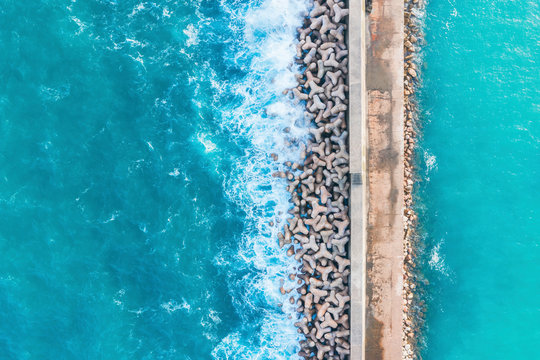Portugal, Algarve, Sagres, harbor, aerial view of tetrapods as coastal protection
