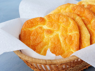  Keto cloud bread also known as oopsie bread. Low-carb, gluten free ketogenic diet oopsie rolls in...
