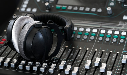 Obraz na płótnie Canvas Close-up mixer headphones