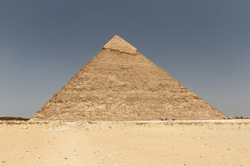 Obraz na płótnie Canvas Pyramid of Khafre in Giza Pyramid Complex, Cairo, Egypt
