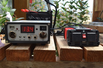 Charge Controller and Power Inverter