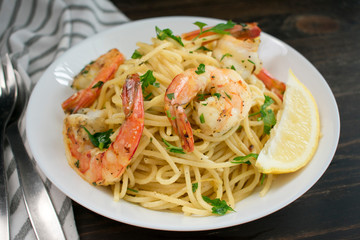 Lemon Garlic Shrimp with Spaghetti