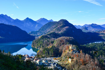 Fototapeta na wymiar Alpsee lake and Hohenschwangau castle, Alpine landscape near Füssen town in Bavaria, Germany. 