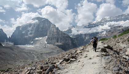 Hiking along the lateral moraine
