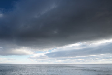 Obraz premium dramatic sky and ocean