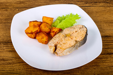 Steamed salmon