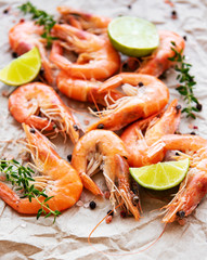 Shrimps served with lemon