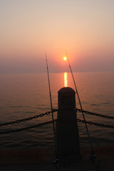 Sun rise by the sea