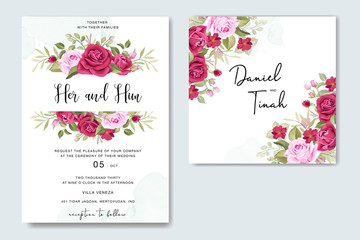 Fototapeta na wymiar floral wedding card with beautiful roses frame template