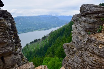 Columbia River through the rocks- oregon side