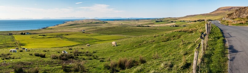 Fototapeta premium Scottish Highlands in Isle of Skye during May