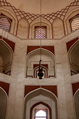 Obraz premium arches in the interios of Humayun's Tomb, New Delhi, India