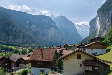Fototapeta na wymiar View over Lauterbrunnen and mountains in the background