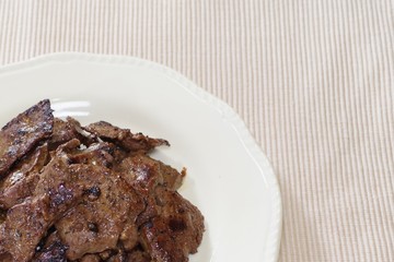 牛レバーの炒め物