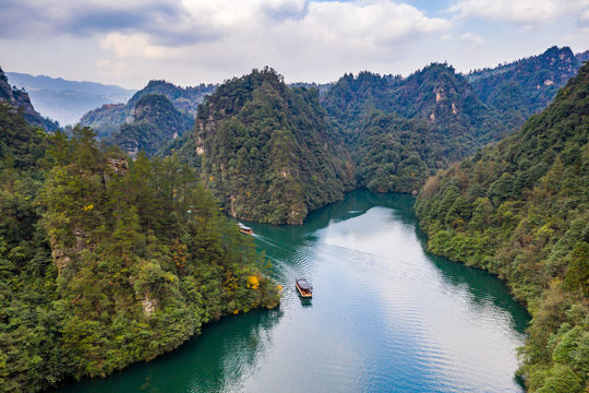 Amazing scenery of Baofeng lake and mountain in Zhangjiajie