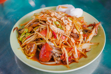 spaghetti with shrimps and vegetables