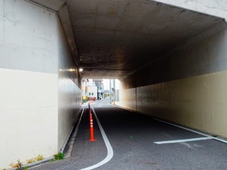 トンネル