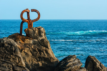 Obraz premium The Comb of the Wind in Donostia-San Sebastian, Spain