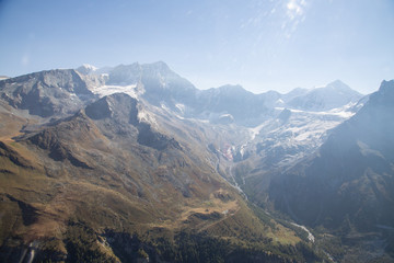 Montagne en Suisse pas loin de Zermatt en Suisse en Valais