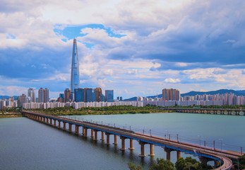 Fototapeta premium bridge over the river at seoul city south Korea 