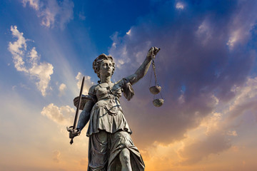 Fototapeta premium Statue of Lady Justice in front of the Romer in Frankfurt - Germany