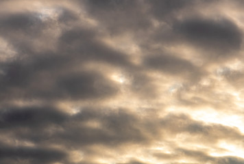 Dark clouds un the sky