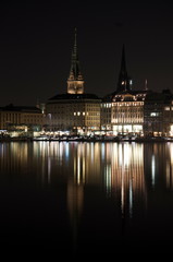 Naklejka premium Hamburg bei Nacht