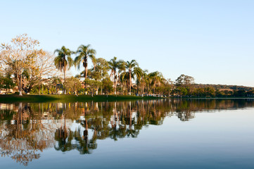 Fototapeta na wymiar Parque do Lago - Tuiuti