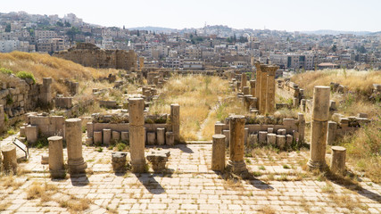 Fototapeta na wymiar The ruins of the walled Greco-Roman settlement of Gerasa situated in Jerash, archaeological site, Jordan