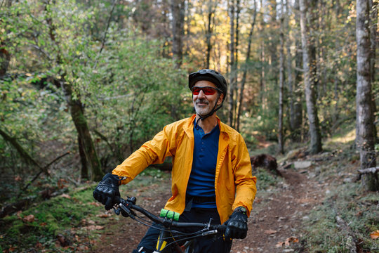 Active mountain bike man