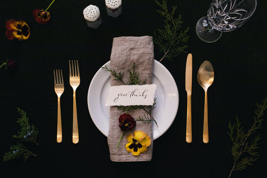 holiday place setting