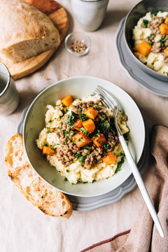 Mashed potatoes with creamy lentils and roasted pumpkin